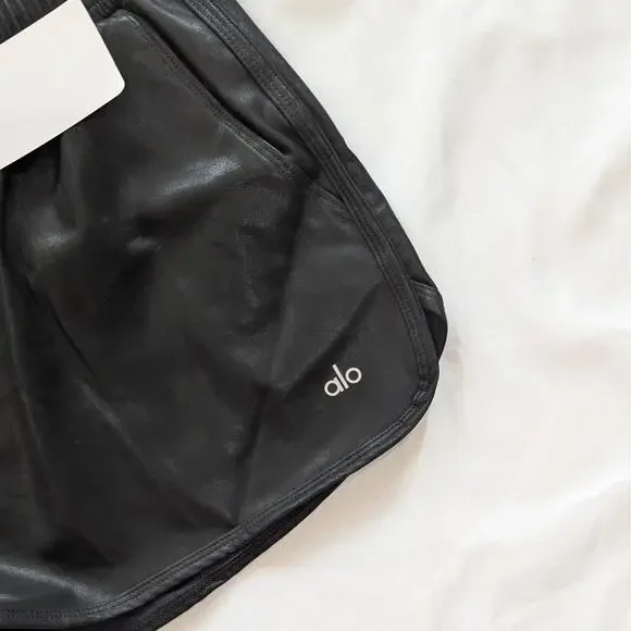 Alo Yoga Faux Leather Power Hour Shorts Size Large Black NWT - Picture 4 of 8